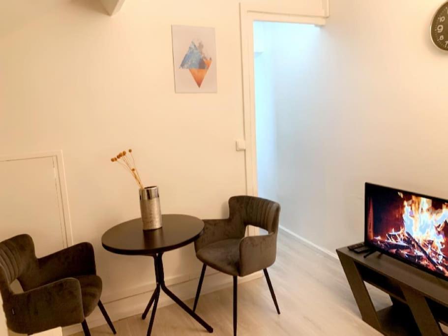 Coquet Appartement 2 Pieces 알포르빌 외부 사진